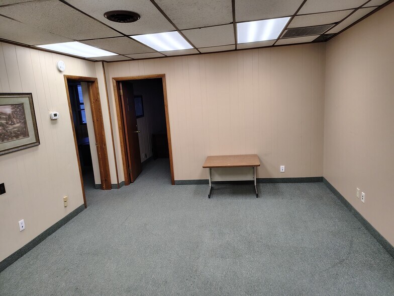 More Photos Of 26 Harvester Ave, Batavia Medical For Lease