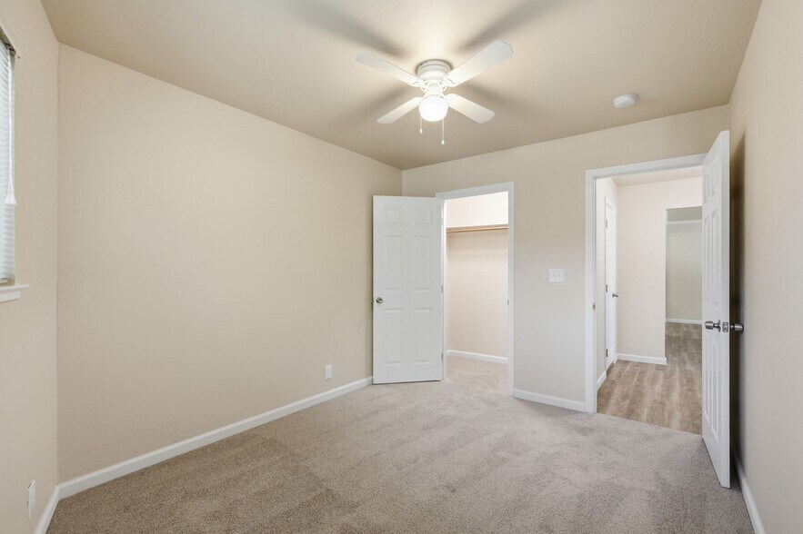 More Photos Of 1255 Woodside Rd, Redwood City Apartments For Sale