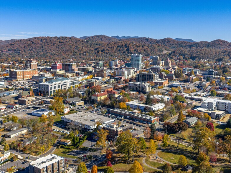 More Photos Of 53 S French Broad Ave, Asheville Medical For Lease