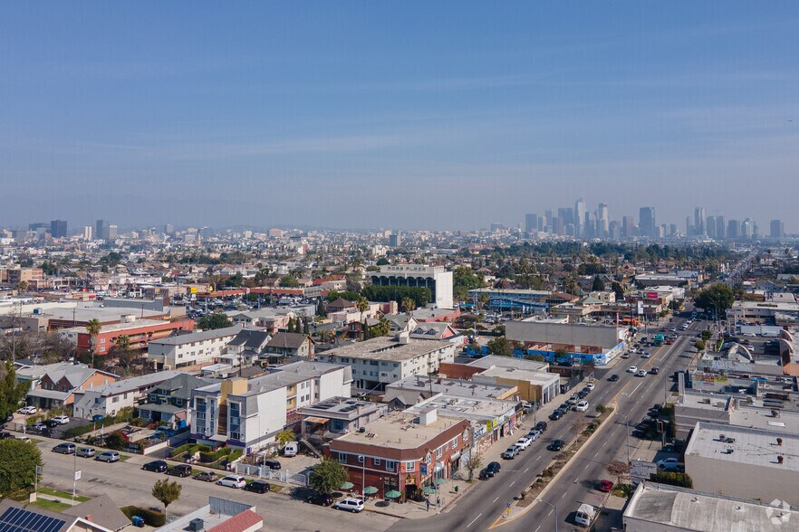 More Photos Of 2265-2273 Washington Blvd, Los Angeles Storefront Retail Residential For Lease