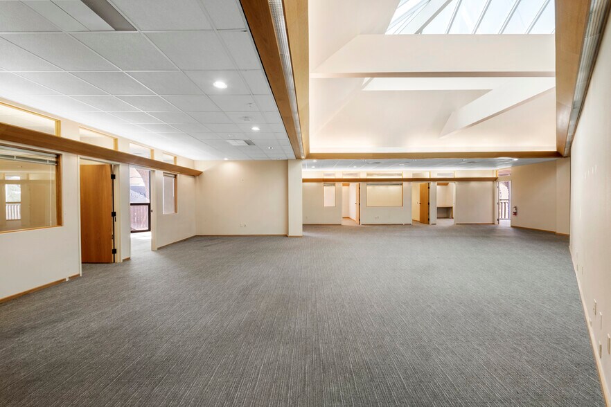More Photos Of 300 S Mills Rd, Ventura Bank For Sale