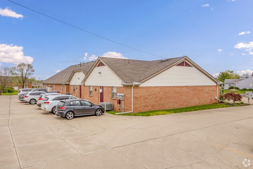 More Photos Of 300-304 Edgewood Dr, Trenton Medical For Lease