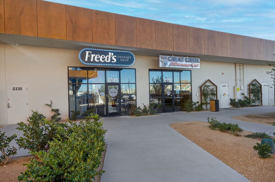 More Photos Of Sunset & Durango, Las Vegas General Retail For Lease