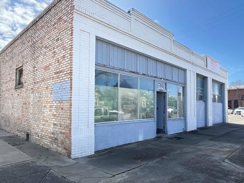More Photos Of 18-36 E 8th St, Tracy Freestanding For Lease