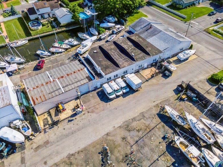 More Photos Of 41 Degnon Blvd, Bay Shore Manufacturing For Sale
