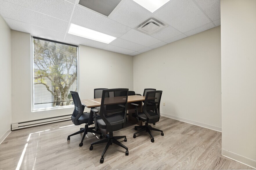 More Photos Of 9403 Kenwood Rd, Blue Ash Medical For Lease