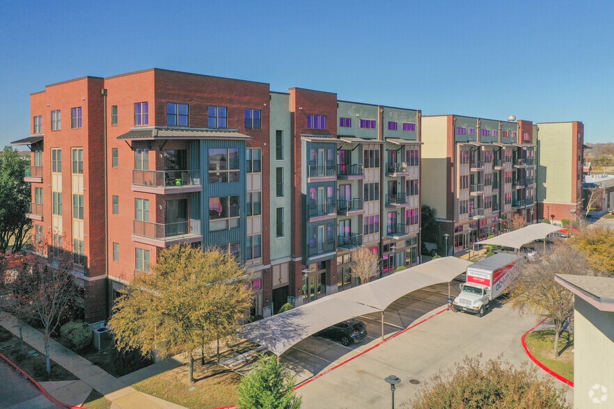 More Photos Of 251 Town Center Ln, Keller Apartments For Lease