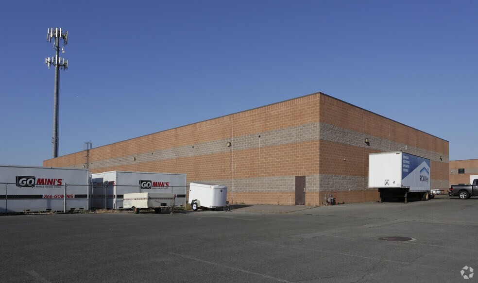 More Photos Of 1053-1087 S 1675 W, Orem Warehouse For Lease