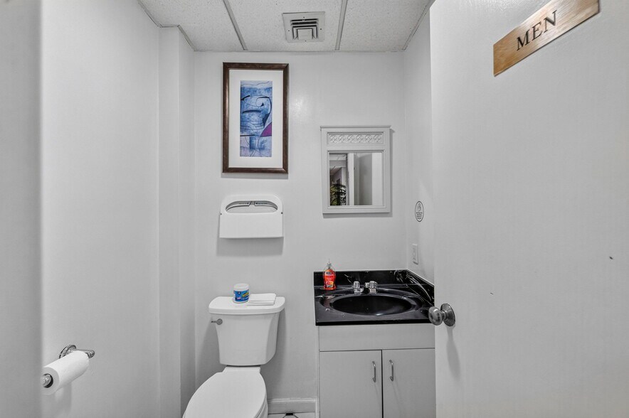 More Photos Of 89 Valley Rd, Montclair Medical For Sale