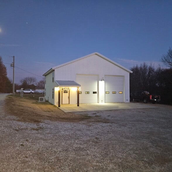 More Photos Of 12705 Rhoden Ln, Lowell Flex For Sale