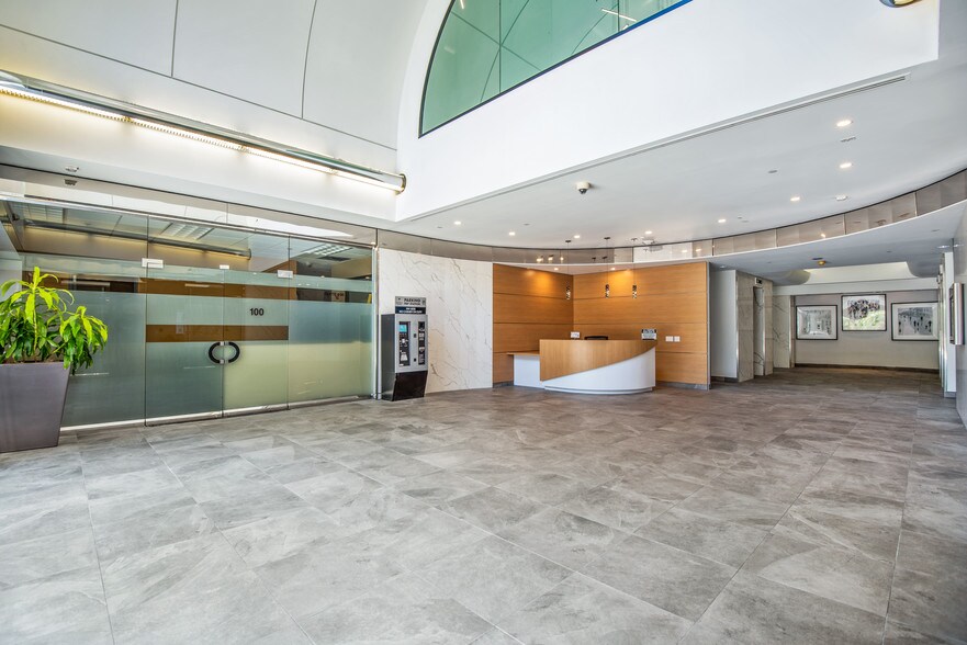 Primary Photo Of 15400 Sherman Way, Van Nuys Office For Lease