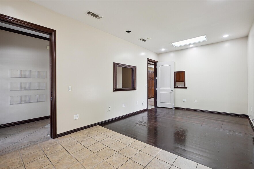 More Photos Of 3403 N Beach St, Fort Worth Medical For Lease