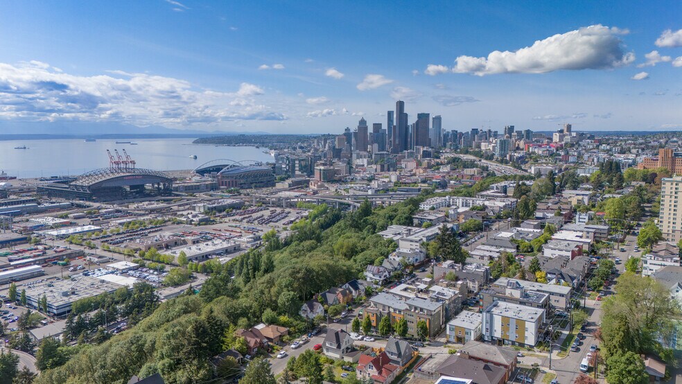 More Photos Of 1815 13th Ave S, Seattle Multifamily For Sale