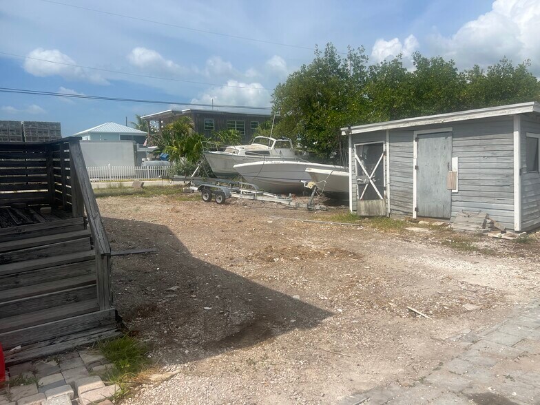 More Photos Of 24931 Overseas Hwy, Summerland Key Restaurant For Lease
