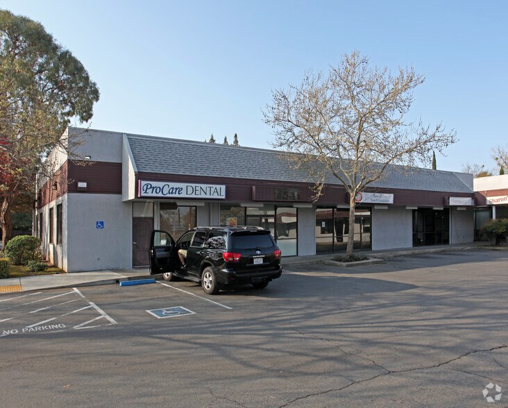 More Photos Of 11050 Coloma Rd, Rancho Cordova General Retail For Sale