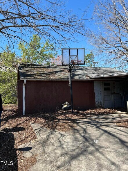 More Photos Of , Hickory Multifamily For Sale