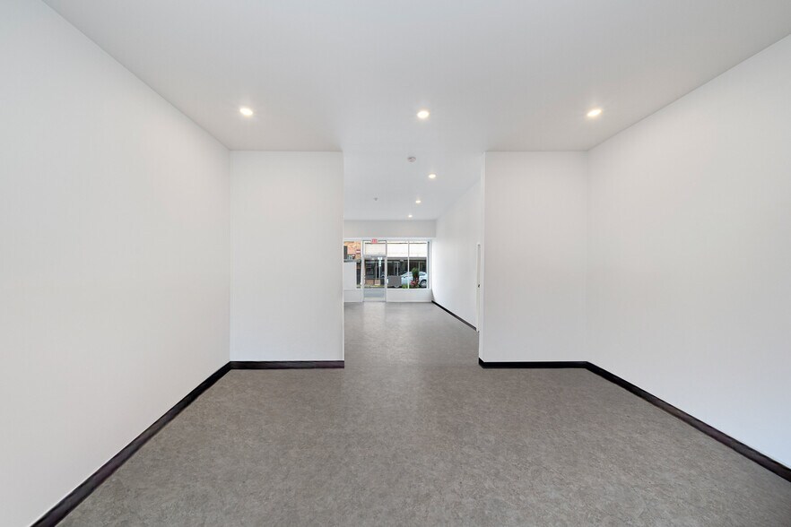 More Photos Of 115 Main Ave, Tillamook General Retail For Lease