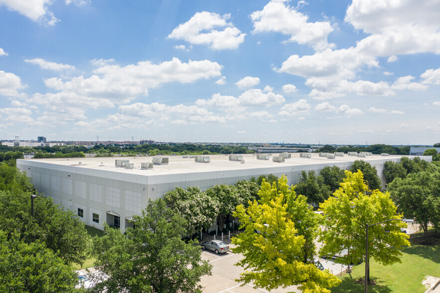 Primary Photo Of 14951 Kingsport Rd, Fort Worth Warehouse For Lease