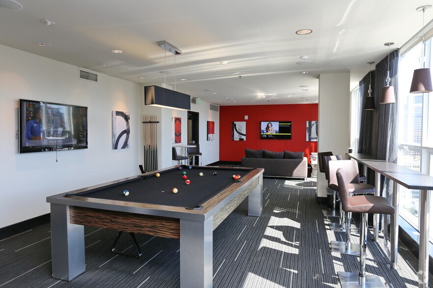 More Photos Of 2105 5th Ave, Seattle Apartments For Lease