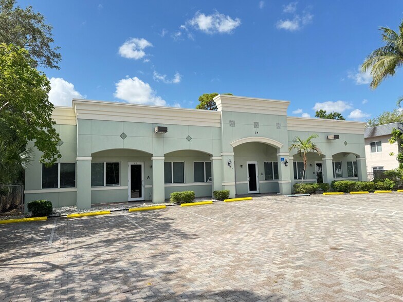 More Photos Of 24 SW 10th St, Fort Lauderdale Office Residential For Lease