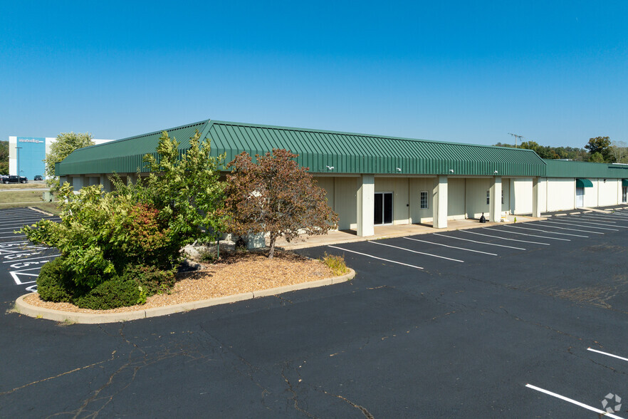 More Photos Of 530-534 Workman Rd, Eureka Distribution For Lease