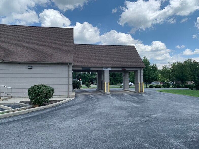 2422 S Holland Sylvania Rd, Maumee, OH 43537 Office For Sale