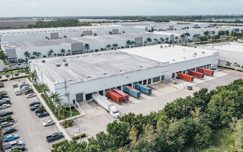 More Photos Of 11305 NW 122nd St, Miami Refrigeration Cold Storage For Lease
