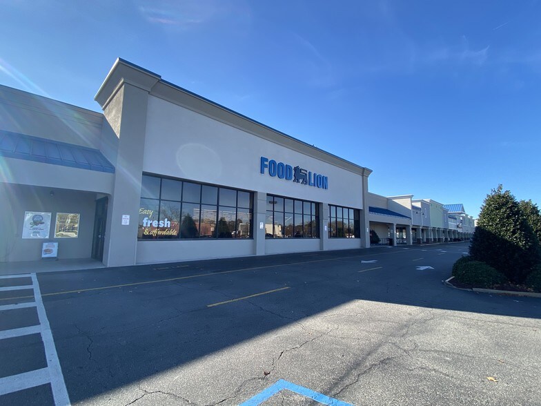 More Photos Of 3841-4261 E Little Creek Rd, Norfolk Unknown For Lease