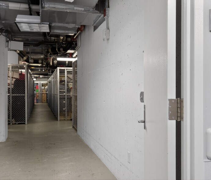 More Photos Of 1414 S Penn Sq, Philadelphia Apartments For Sale