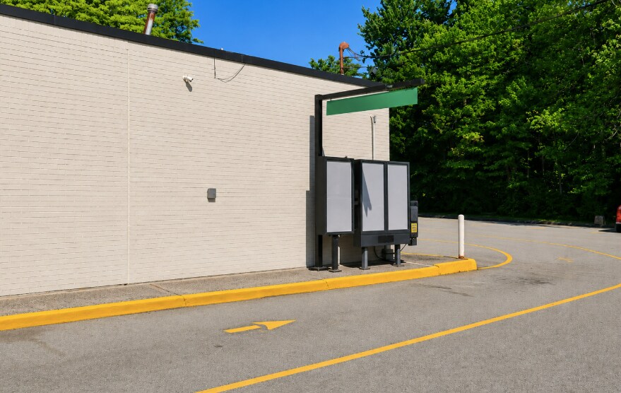 More Photos Of 942 Washington St, Middletown Fast Food For Sale