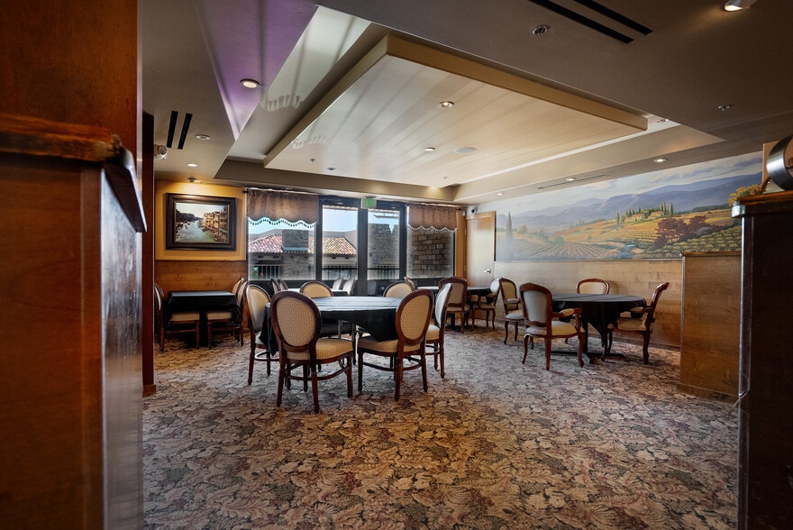 More Photos Of 10434 E Jomax Rd, Scottsdale Restaurant For Sale