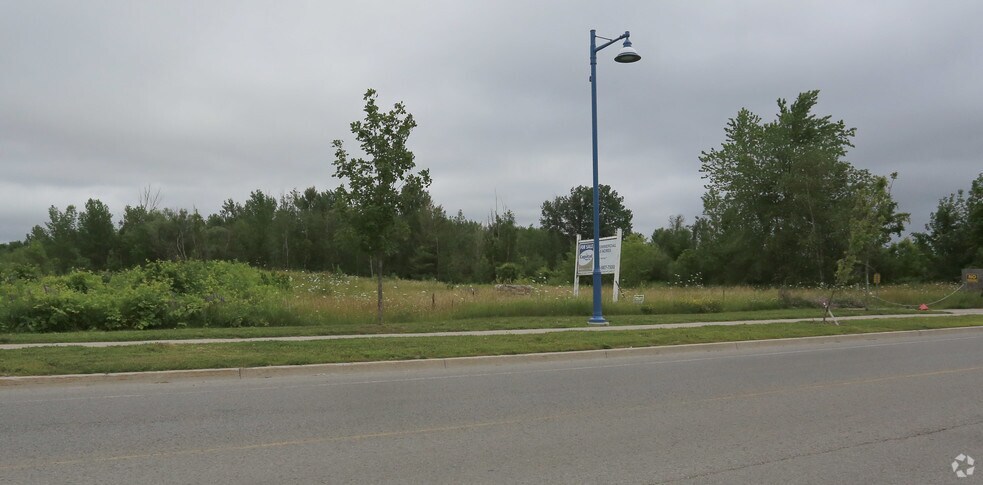 More Photos Of 1110 Innisfil Beach Rd, Innisfil Land For Sale