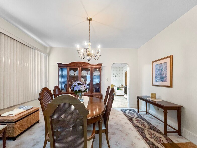 More Photos Of 700-702 N 7th St, Newark Apartments For Sale