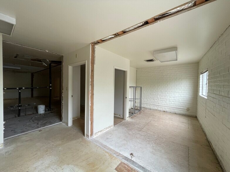 More Photos Of 1556 1st St, Napa Office For Lease