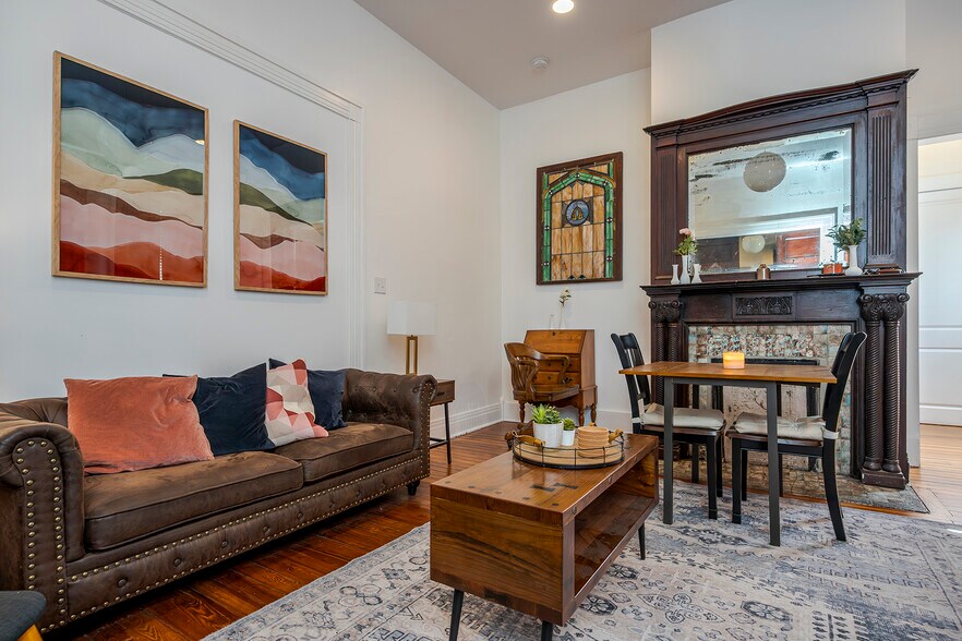 More Photos Of 199 E Loudon Ave, Lexington Office Residential For Sale