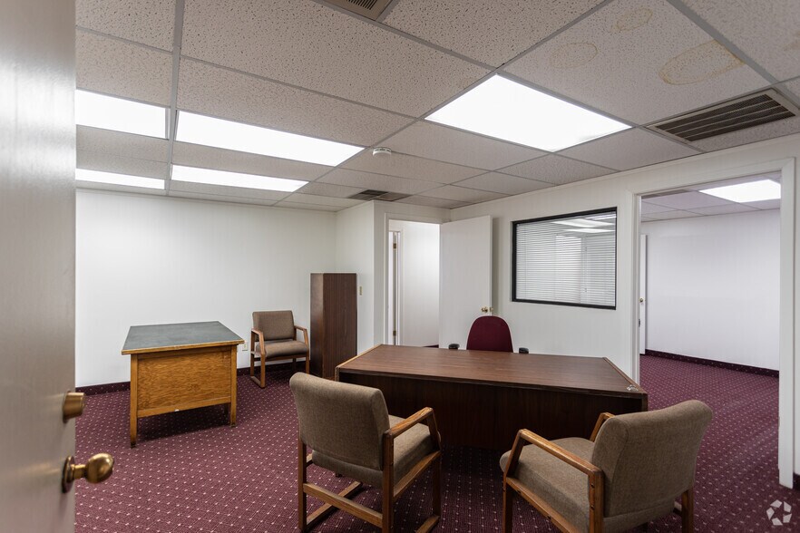 More Photos Of 1140 36th St, Ogden Office For Lease