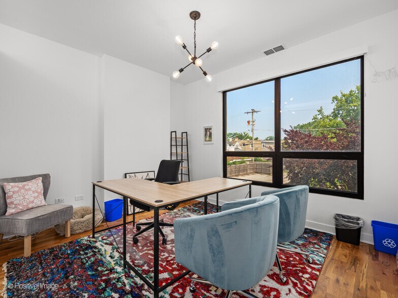 More Photos Of 1817 Church St, Evanston Loft Creative Space For Sale