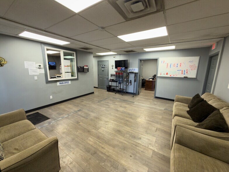 More Photos Of 2861 Fork Shoals Rd, Piedmont Warehouse For Sale