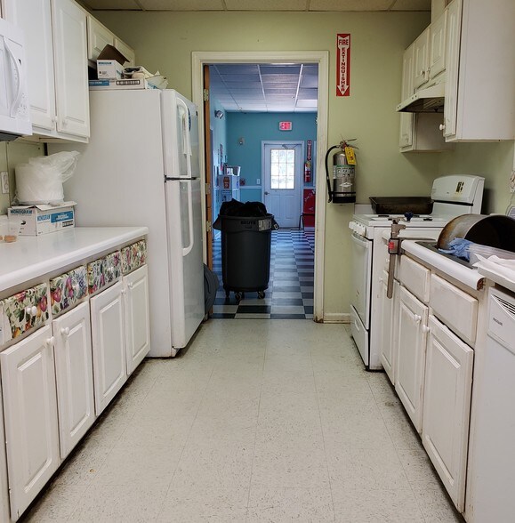 More Photos Of 2112 Fairburn Rd, Douglasville Daycare Center For Sale