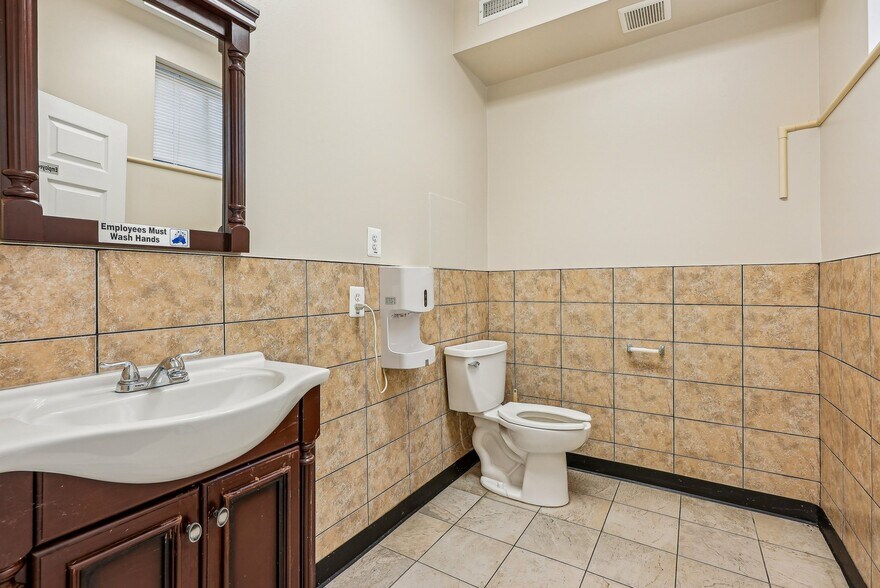 More Photos Of , Levittown General Retail For Sale