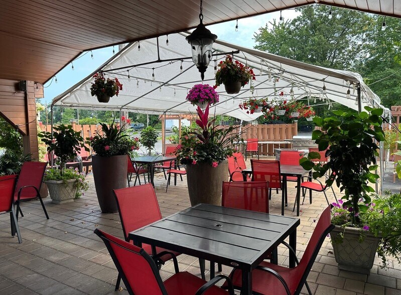 More Photos Of 812 Ulster Ave, Kingston Freestanding For Sale