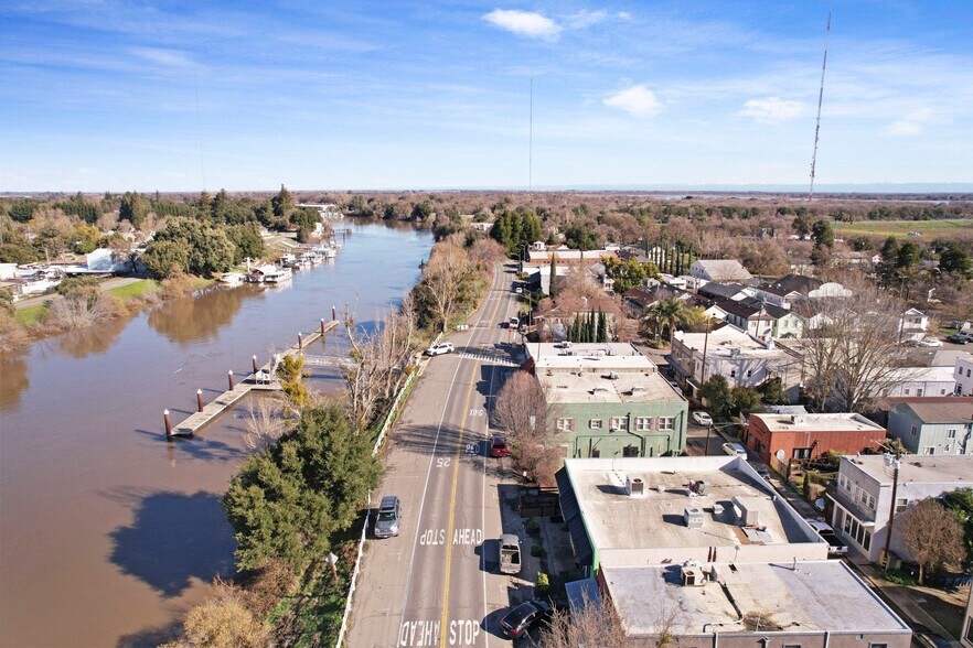 More Photos Of 14144 Market St, Walnut Grove Storefront For Sale