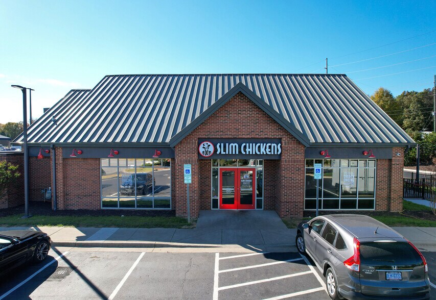 Primary Photo Of 948 Concord Pky N, Concord Restaurant For Sale