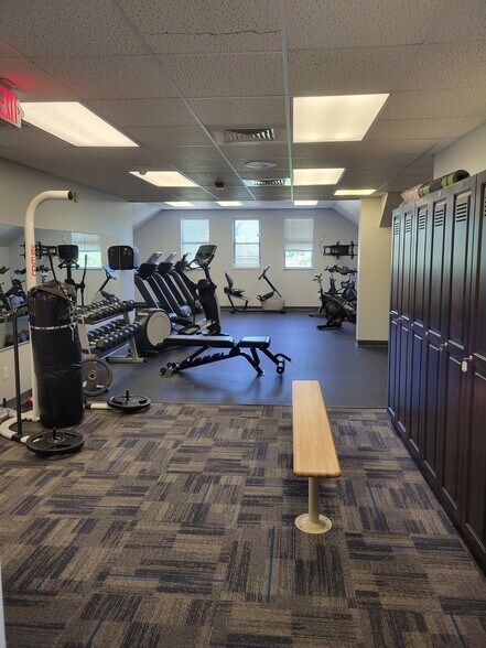 More Photos Of 333 Church St, Naugatuck Office For Sale