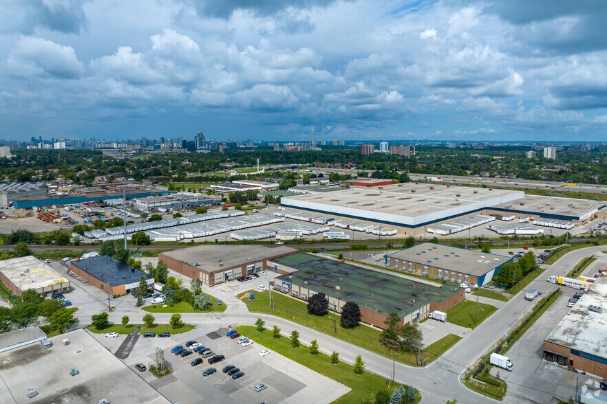 More Photos Of 72-80 Rolark Dr, Toronto Flex For Lease