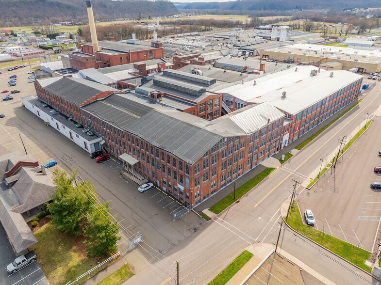 More Photos Of 480 W 5th St, Bloomsburg Manufacturing For Sale