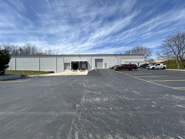 More Photos Of 355 W Boden St, Milwaukee Industrial For Sale