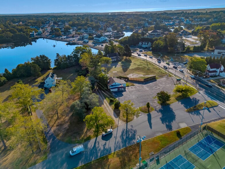 More Photos Of 111 Lakeside Dr, Tuckerton Light Distribution For Sale