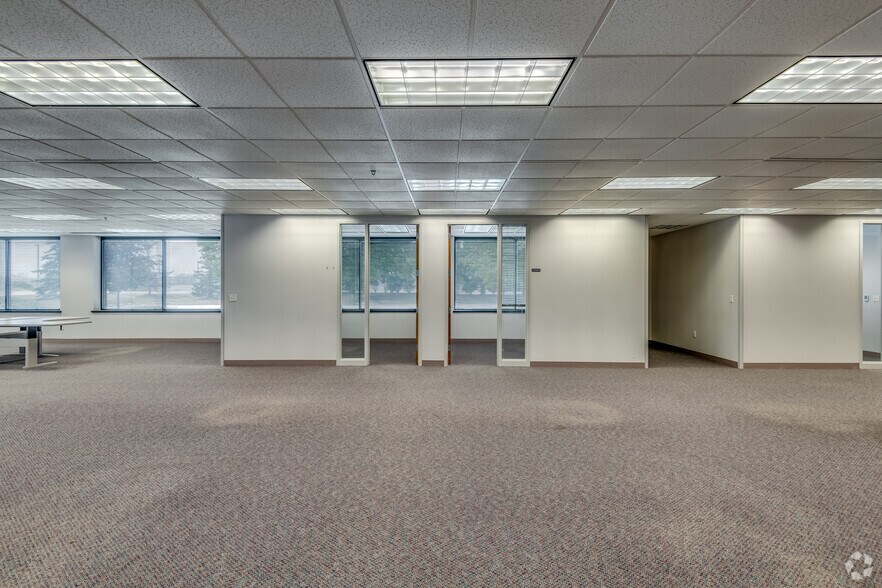 More Photos Of 11800 W Park Pl, Milwaukee Office For Lease