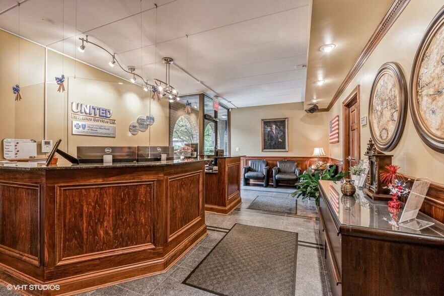 More Photos Of 6500 W College Dr, Palos Heights Flex For Sale